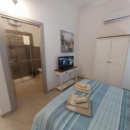 On The Road Bed and Breakfast Telti Esterno foto