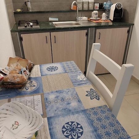 On The Road Bed and Breakfast Telti Esterno foto