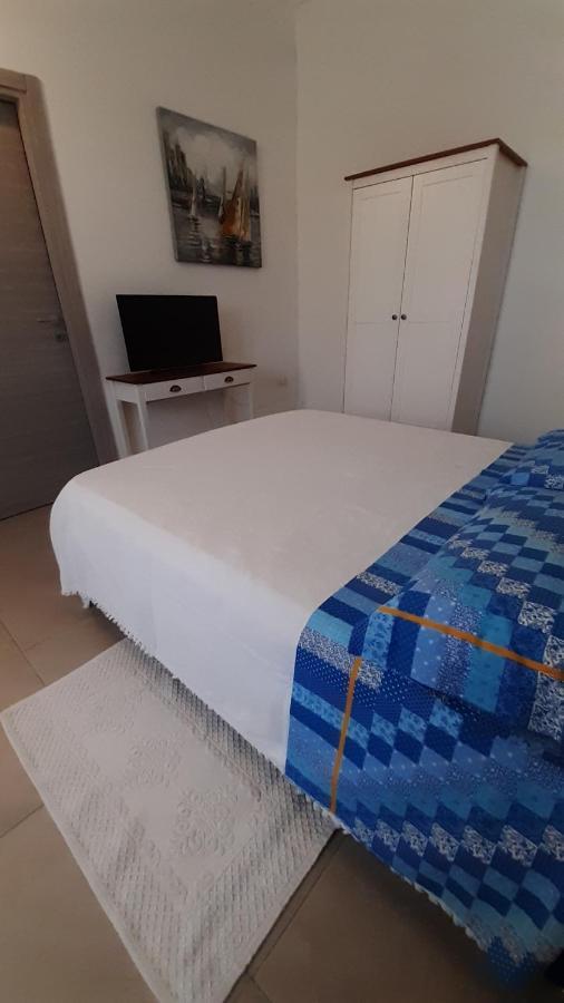 On The Road Bed and Breakfast Telti Esterno foto